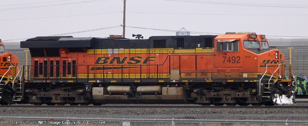 BNSF 7492